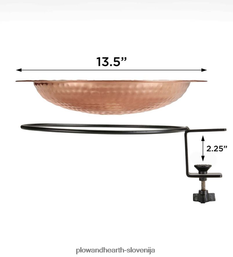 majhna bakrena ptičja kopel, nameščena na krovu Plow & Hearth 2V4608849 dvorišče & vrt