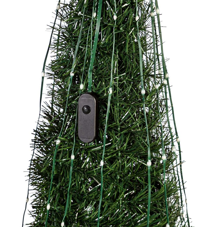 notranja/zunanja božična jelka z večbarvnimi lučkami, 71 Plow & Hearth 2V460824 dvorišče & vrt