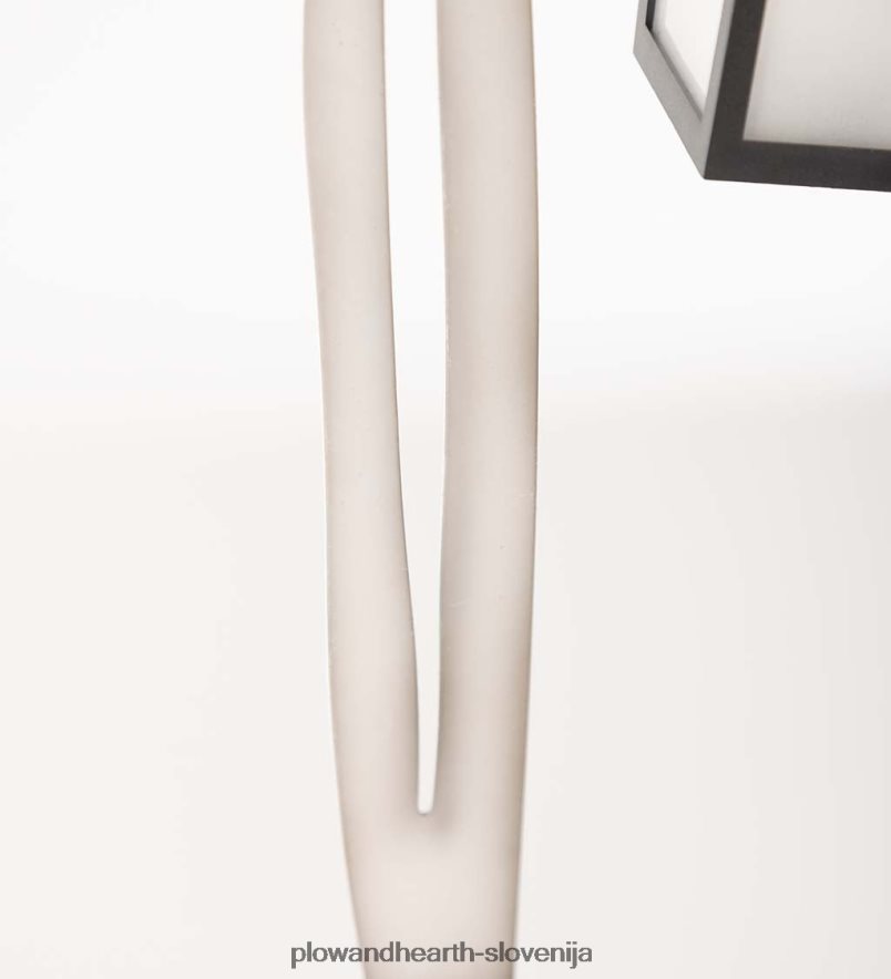 kovinski vložki za noč čarovnic v obliki okostnjaka s solarnimi lučkami, komplet 2 Plow & Hearth 2V4608133 dvorišče & vrt