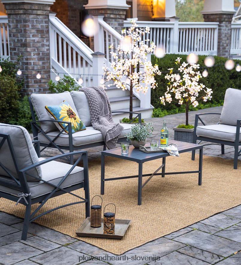 Arlington zunanja sedežna garnitura iz litega aluminija z blazinami, 4-delni komplet Plow & Hearth 2V46081140 gospodinjska posoda